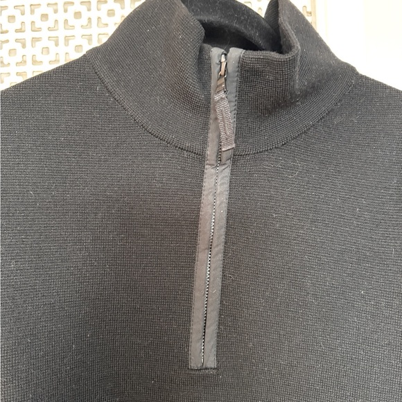 Banana Republic Double Knit Sweater - Picture 4 of 8